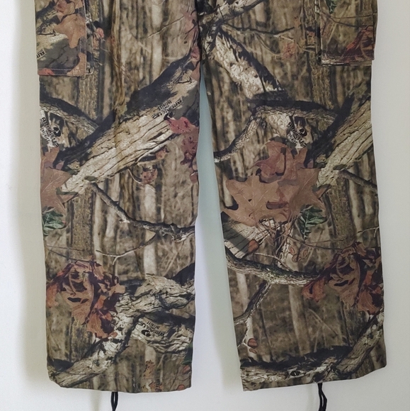 Mossy Oak Break Up Infinity Camouflage Cargo Pants with Drawstring Leg Opening - Picture 7 of 10